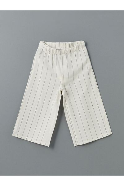 LC Waikiki LCW Kids Capri للفتيات بخصر مطاطي
