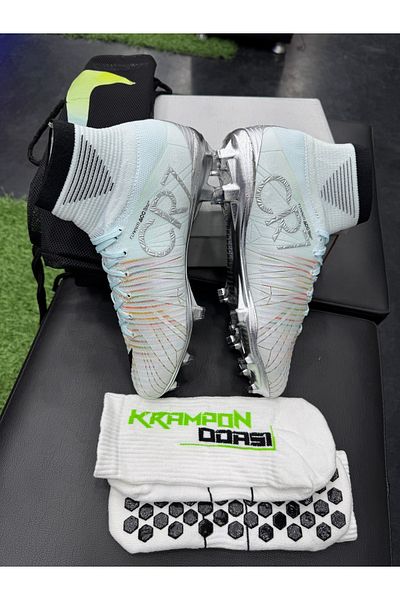 Krampon odası Cr 7 Elite Football Boots