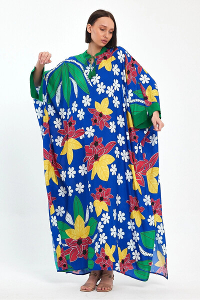 Denismoda VP1069 Φόρεμα με λαιμόκοψη με λουλούδια σε μεγάλο μέγεθος ΜΠΛΕ