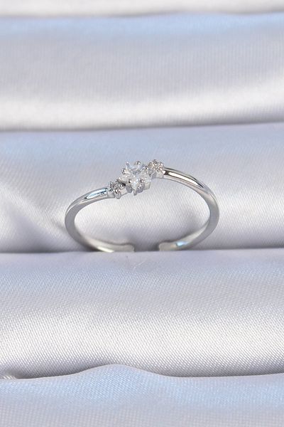 Skygo Brass Silver Color Flower Model Zircon Stone Detail Women's Ring - Tj-Byk3323