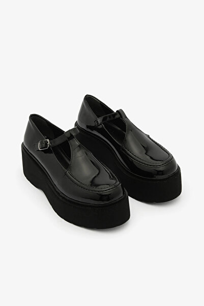 SAYL Siyah Rugan Platform Taban Kadın Ayakkabı