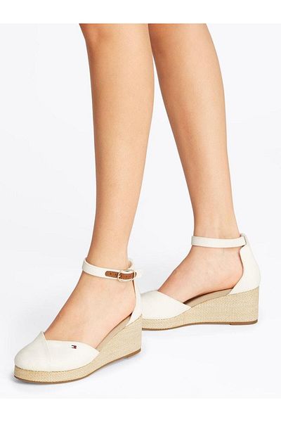 Tommy Hilfiger Női FLAG ZÁRT LÁBÉK MID WEDGE ESPAD szandál