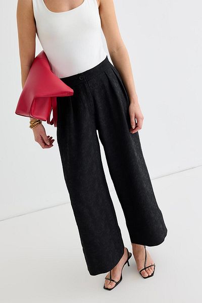 KADRİYE BAŞTÜRK Black Padded Culotte Trousers