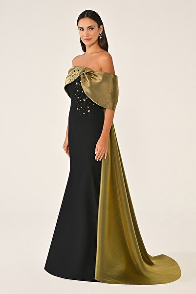 ALFABETA Düşük Omuz Üst Aksesuarlı Kuyruklu Krep Elbise