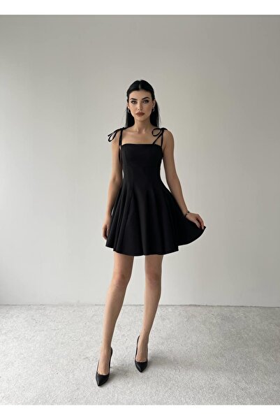 JANES فستان كلارا ميني بحزام