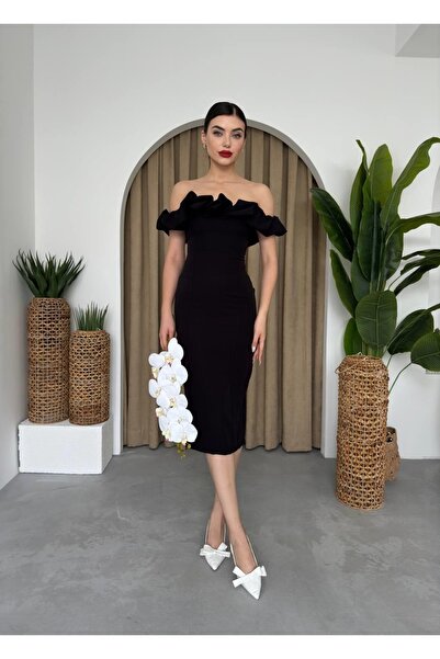 buğrahayalin Popi Madonna Collar Pencil Dress
