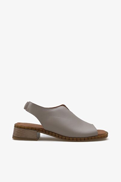 İNNA صندل نسائي من الجلد الطبيعي مريح للاستخدام اليومي من Ecora Inna