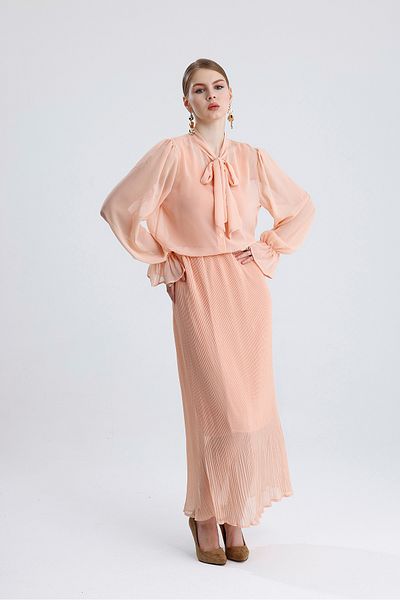 ikomteks Chiffon Pleated Skirt Suit