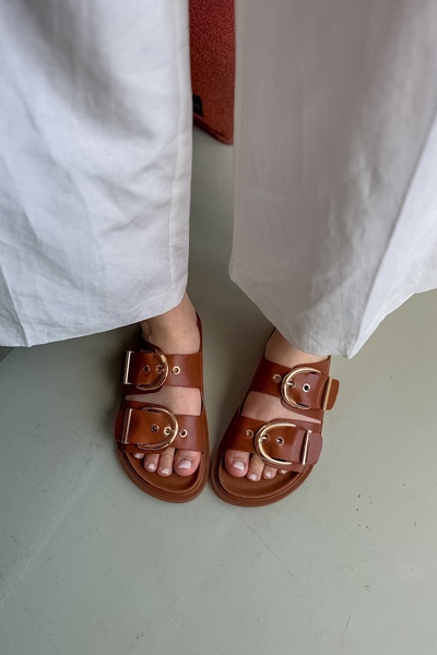 SHOEBELLAS شبشب نسائي من بوريس تان بإبزيم مزدوج ومفصل