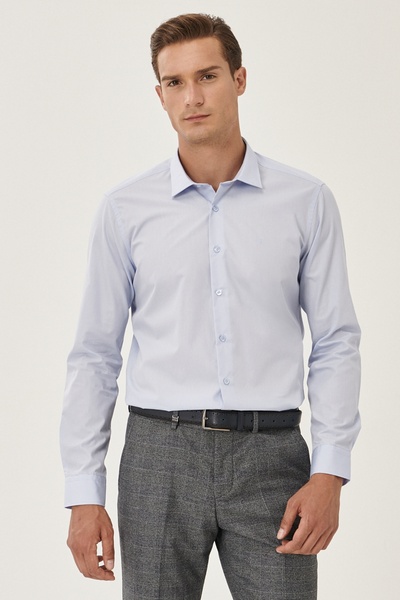 ALTINYILDIZ CLASSICS Erkek Açık Mavi Kolay Ütülenebilir Non-Iron Pamuklu Slim Fit Dar Kesim Klasik Yaka Gömlek