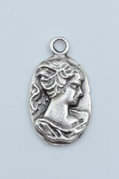 Bu Farklı Vintage Cameo Gümüş Kaplama Kolye Ucu