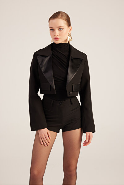 HOLLY LOLLY Yakası Saten Detaylı Camila Crop Blazer Ceket Siyah