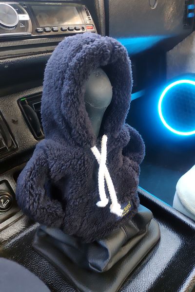 Bundeba Gear Shift Ornament Black Plush Hoodie Hooded Car Gear Shift Knob Ornament Auto Accessory Gear Shift Knob Sweatshirt