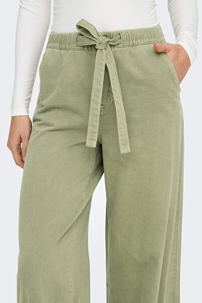 ONLY Onlsilla széles szárú, közepes derekú, bő szárú nadrág PANTOLON 15340711