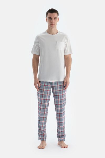 Dagi Ecru Pocket and Embroidery Detailed T-Shirt Pants Pajama Set