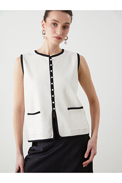 LC Waikiki من متجر GÜLİS، سترة تريكو نسائية ذات ياقة دائرية من إكرو