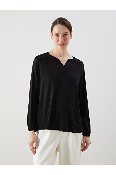 LC Waikiki GiyÇık Store den Siyah Kaçık Yaka Kadın Bluz