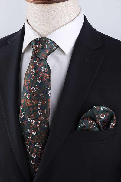 Kravatkolik Classic Tie with Green Flower Pattern Handkerchief Kk13135