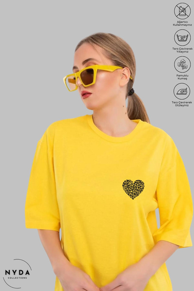 Nyda Collections Жіноча футболка з мінімальним леопардовим принтом з коротким...