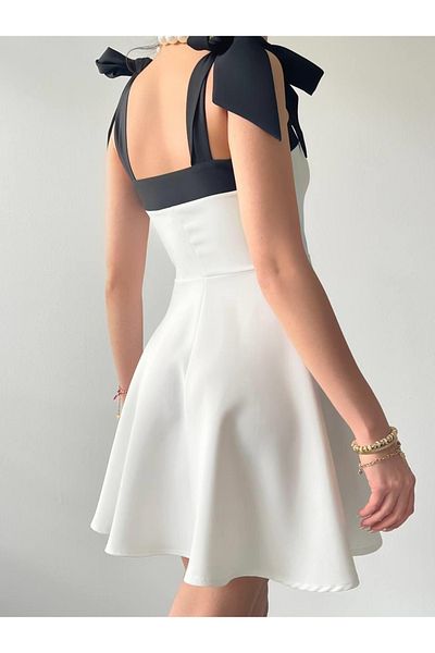 REKA MODA    Cloche Shoulder Bow Dress