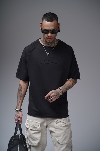 Butik Κέντημα με λαιμόκοψη Beauty - Λεπτομερές μανίκι Raglan - Μπλουζάκι από ύφασμα 3 νημάτων με βούρτσα