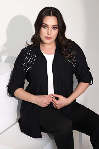 SERTUĞ Plus Size Black Suit with Stone Detail on the Shoulder
