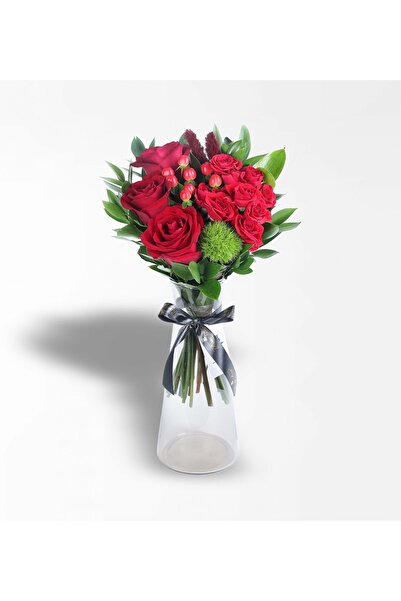 Rosebox Siyah Cam Vazoda Kırmızı Çardak Ve Ekvator Gülü Aranjmanı