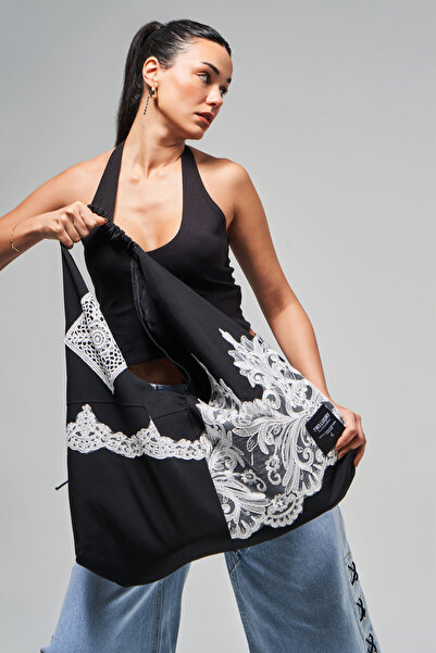 its basic Női fekete színű csipke részletes pántos dizájntáska