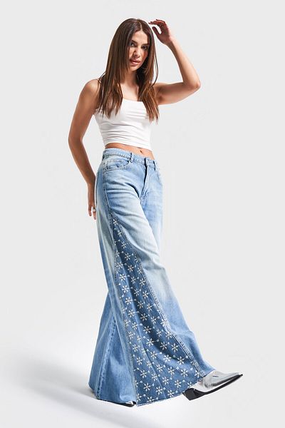 its basic Blugi albaștri Culoare 2S5-75 Blugi din denim 100% bumbac cu broderie florală Palazzo Fit