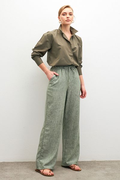 Bipantolon Women's Dark Green Linen Blended Loose Cut Trousers
