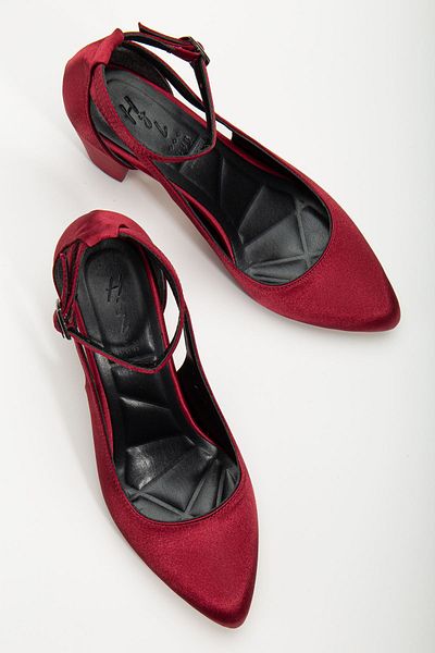 Hayalimdeki Ayakkabı Pantofi de damă cu toc Hero din satin burgundy