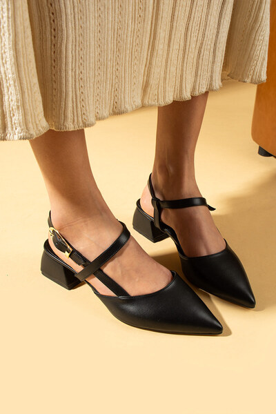 Pembe Potin Kadın Siyah Düşük Topuklu İnce Bantlı Slingback Ayakkabı