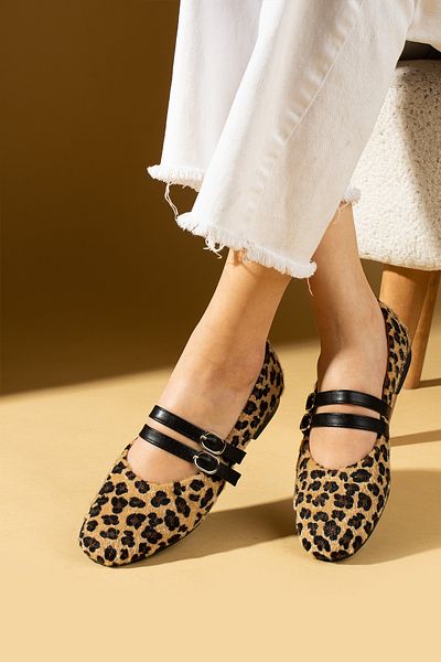 Pembe Potin Women's Ballerinas Leopard Banded Lightweight Comfortable Sole Stylish Casual Shoes