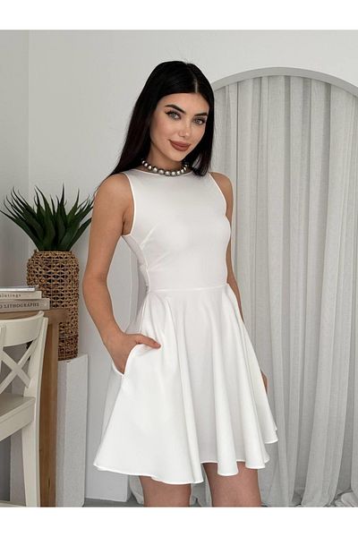 leyla sanat sanata yeni bir bakış açısı Leyla Sanat a New Perspective on Art Berl Pocket Detailed Dress