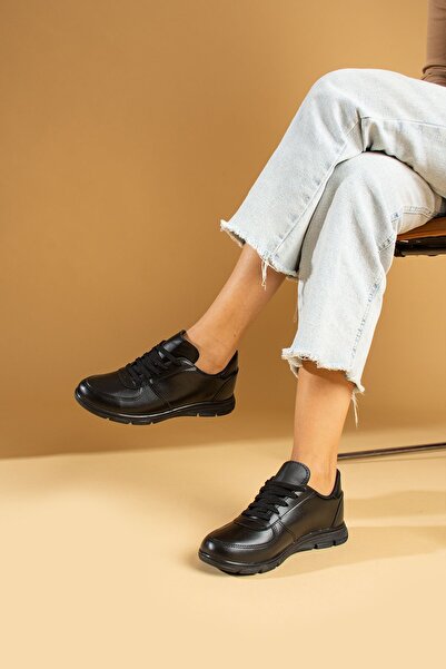 Pembe Potin Women's Black Black Leather Laced Comfortable Sole Sneaker Casual Sports Shoes