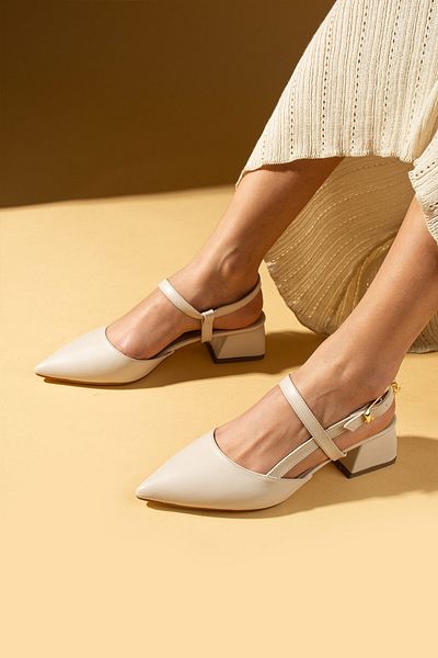 Pembe Potin Women's Beige Low Heeled Thin Strap Slingback Shoes