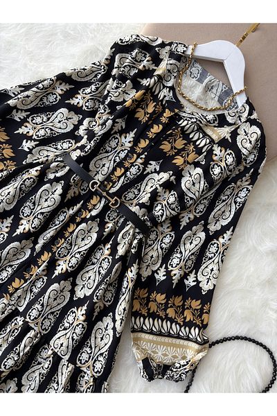 Butik Gold Black Dress