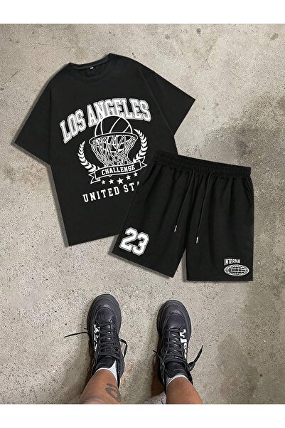 Tarzsokak طقم تي شيرت وسروال قصير للرجال من Manfinity Hypemode مكون من قطعتين