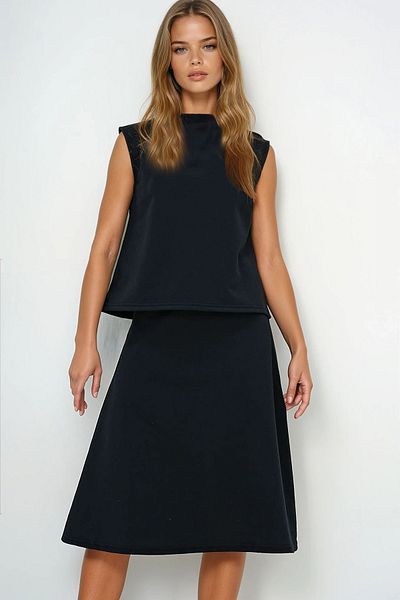VAGGON Women's Black Stand Collar Sleeveless Blouse Skirt Suit Prmx13485