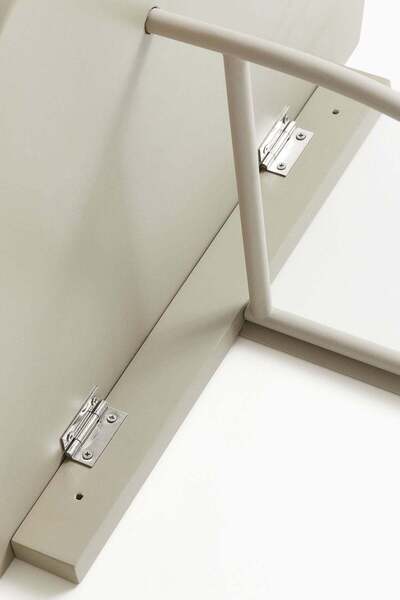 H&M طاولة طعام معلقة على الحائط