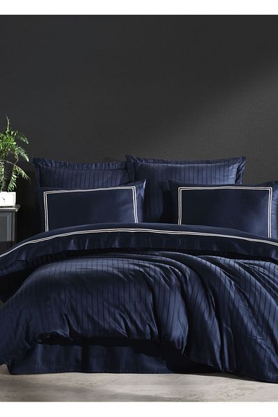Dantela Navy Embroidered Cotton Satin Duvet Cover Set