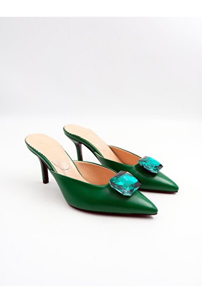 Tenau Pantofi cu toc de damă din piele naturală