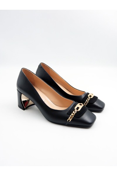 Tenau Pantofi cu toc de damă din piele naturală