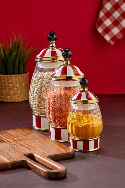 Cooker Luxurious Set of 3 Glass and Porcelain Jars with Lids – Stylish and Convenient Storage in Different Sizes