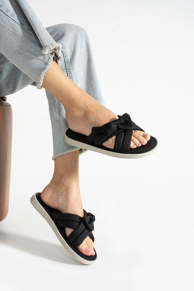 Enova Women's Comfortable Sole Flexible Daily Lightweight Stylish Modern Young Mother Slippers Narrow Fit