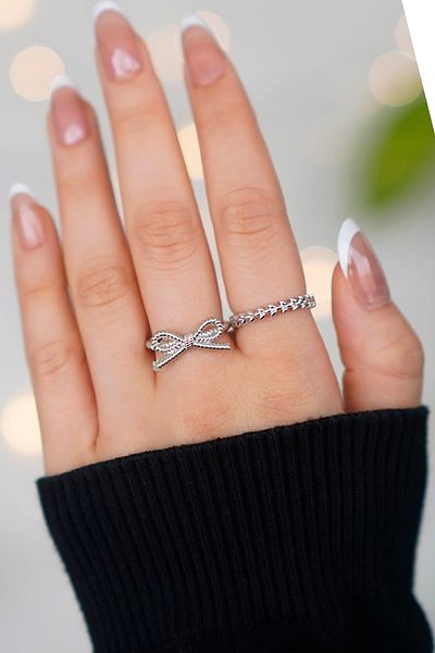 The Collection Set of 2 Bow and Caesar Model Silver Adjustable Women's Rings (2 Rings)