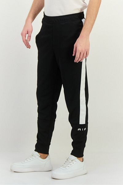 Nike Men Standard Fit Brand Logo Outdoor Sweatpants, Black