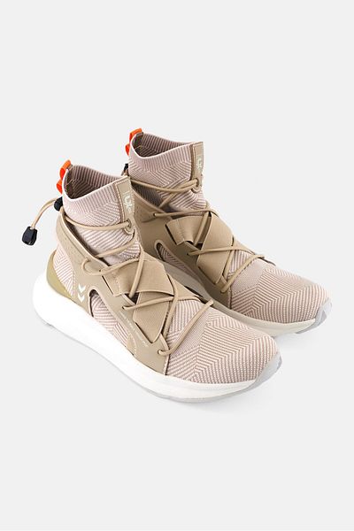 hummel Men Reach Lx 400 Seamless Lace Up Training Shoes, Beige