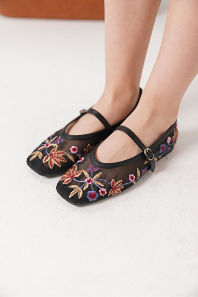 Moda Değirmeni Black Women's Mesh Blunt Toe Flower Embroidery Detailed Günl Md2104-111-0002
