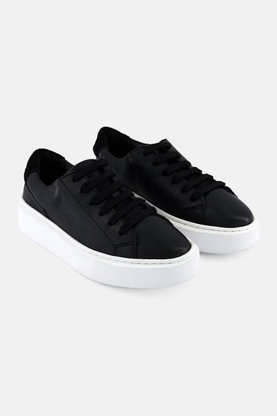CLARKS Women Standard Lace Up Casual Shoes, Black
